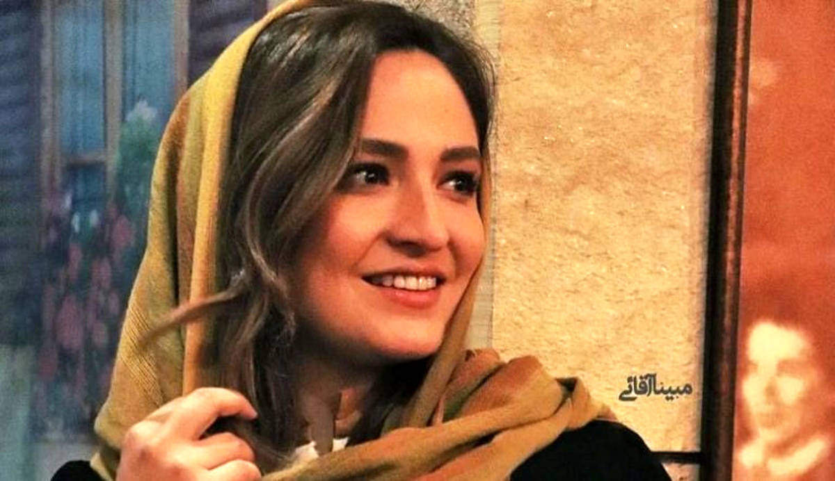 گلاره عباسی